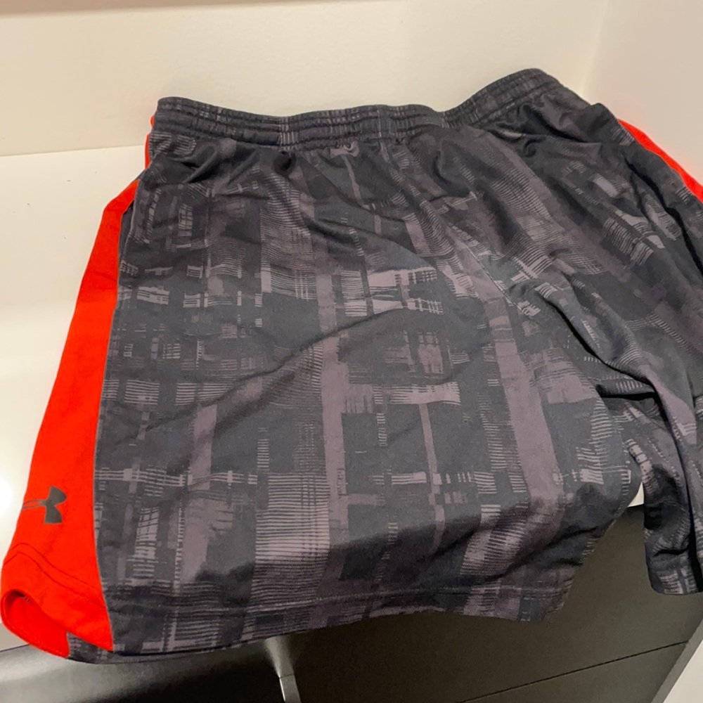 Under armor running shorts good condition